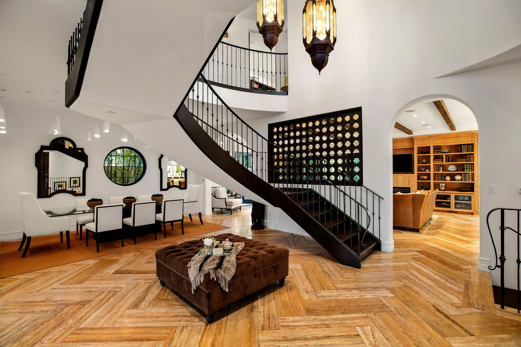 Max Azria